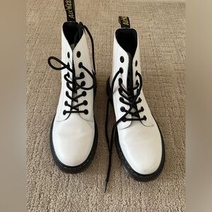 Dr. Marten Boots